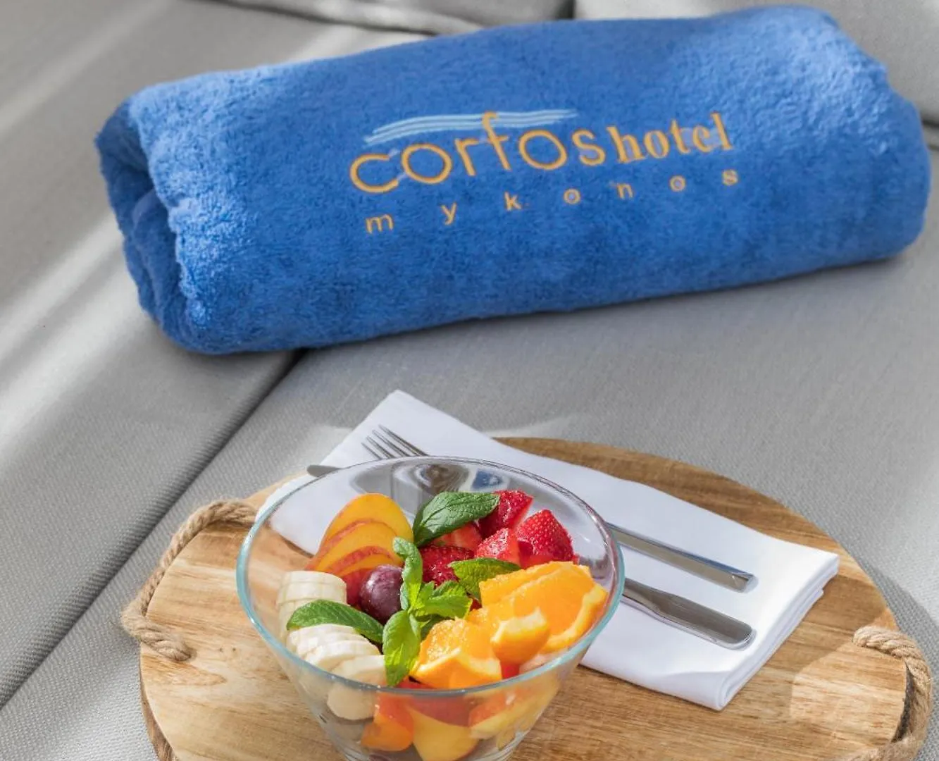 אורנוס Corfos Hotel יוון