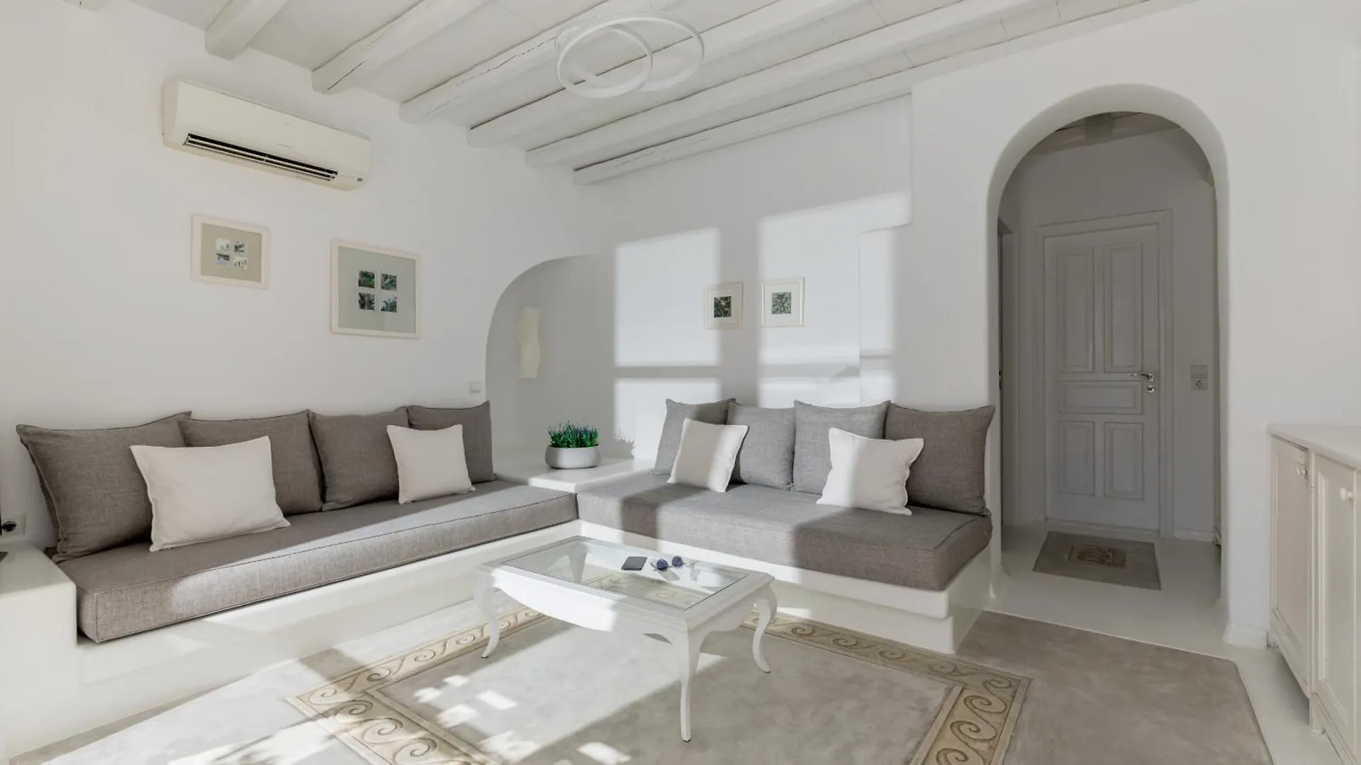 ***  Corfos Hotel Ornos  Grèce
